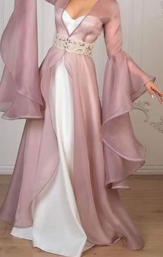 Gaun Fashion, Summer Wedding Outfits, Dresses To Wear, Fairytale Dress, Fantasy Dress, Glam Dresses, Dresses To Wear To A Wedding