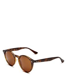 Fasten your gaze on these utterly effortless frames, ideal for everyday, from Ray-Ban. Ray Ban Round Sunglasses, Round Ray Bans, Havana, Ray Ban, Round Sunglasses, Dark Brown, Ray Bans, Jewelry Accessories, Sunglasses