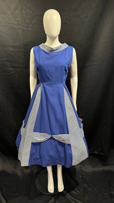 Gorgeous 1950s Summer Dress - Etsy 1950s Style Vintage Fashion Dresses, 1950s A-line Vintage Summer Dress, 1950s A-line Dress For Vintage Fashion, 1950s Style Lined Dresses For Daywear, 1950s Style Vintage Dress For Summer Events, 1950s Style A-line Vintage Dress For Daywear, 1950s A-line Vintage Dress, 1950s Style Cotton Lined Dress, Retro Vintage Dress Tea Length