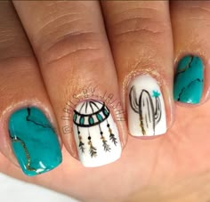 Simple Western Aztec Nails, Aztec Nails Design, Cowhide Nails, Cute Country Nails, Nfr Nails, Western Fall Nails, Spring Nails Simple, Yarn Feathers, Cowgirl Nails