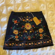 Nwt! Navy Skirt With Embroidered Flowers From Online Boutique Clad And Cloth Size S. 15.5” Length Short Skirt Aesthetic, Clad And Cloth, Funky Clothes, Applique Skirt, Skirt Aesthetic, Clothing Reference, Summer Capsule, Fashion Bottoms, Funky Outfits