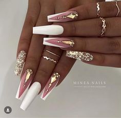 Gold Coffin Nails, White Nail Art, French Manicure Nails, White Acrylic Nails, Coffin Shape Nails, White Nail Designs, Nails Design With Rhinestones