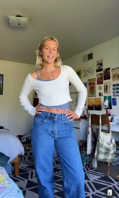 65 Degree Weather Outfit Spring, Indy Outfits, First Date Fits, 65 Degree Weather Outfit, Spring College Outfits, Outfits For Class College, Urban Outfitters Outfit Ideas, Fits Inspiration, Inspiration Fashion