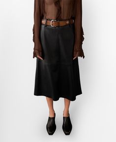 in stock Classic Leather Skirt For Fall, Sleek Fall Skirt, Sleek Evening Skirt For Fall, Black Leather Skirt For Evening, Sleek Lined Skirt For Fall, Black Office Skirt For Fall, Black Leather Skirt With Lining, Black Leather Lined Skirt, Classic Skirt For Fall Night Out