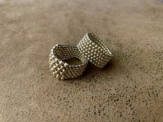 Miyuki Ring, Simple Band, Pattern Ring, Bead Work Jewelry, Domed Ring, Bead Jewellery, Beaded Rings, Types Of Rings, Metal Beads