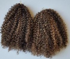 Synthetic Braid Rastafri Tahiti Curl Crochet braiding hair extensions are a beautiful soft coil curls. Colors 4/27 are blended throughout the hair. Curl Braids, Honey Blond, Hype Hair, Spiral Curls, Twist Styles, Hair Twist Styles, Crochet Braid, Crochet Braids Hairstyles, Braid In Hair Extensions