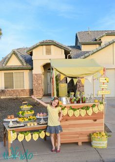 Lemon Board Ideas, Lemonade Stand Shirt Ideas, Alex Lemonade Stand Ideas, Lemonaid Stand Ideas, Lemonade Stand Ideas For Kids, Lemonade Stand Aesthetic, Lemon Aid Stand, Summer Party Kids