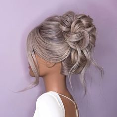 Joseph I'Anson | Do you struggle to get a bouncy ponytail? Do you dream of volume!! Then you NEED to check out my ponytail tutorial!!!! Don’t forget to… | Instagram Updos Bridesmaid Hair, Bridesmaid Hair Styles Updo, High Hair Up, Bridal Bun High, Hair Updos Bun, Hair Up With Fringe, Wedding Short Hair Updo, Boho Up Do, Mid Bun Bridal Hair