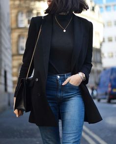 Fall Outfits For Teen Girls, Womens Outfit, Minimal Wardrobe, Outerwear Trends, Early Fall Outfits, Solange Knowles, Girls Fall Outfits, Fall Outfits For Work, Couture Week