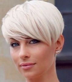 Women Short White Wigs with Bangs White Natural Pixie Wigs Fashion Party Wigs US | eBay Kort Bob, Popular Short Hairstyles, Hair 2018, Hair Styles 2017, Short Pixie Haircuts, Short Hair Styles Pixie, Plaits, Silky Hair, Pixie Hairstyles