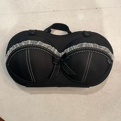 Brag Black Travel Protective Molded Bra Bag. Nwt! Would Also Make An Adorable Kitschy Purse! Total Retro Pin- Up Style. Perfect For Keeping Your Falsies Safe Too! Vintage Black Box Bag For Travel, Bra Bags, Louis Vuitton Keepall 45, Louis Vuitton Keepall 50, Retro Pin Up, Louis Vuitton Keepall, Nike Tennis Dress, Black Travel, Swim Shoes