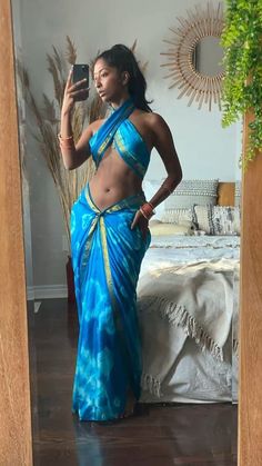 Tie Dye Saree, Greek God Costume, Saree Drape, Draping Fashion, Desi Fashion Casual, Diy Vetement, Indian Fashion Saree, Beachwear Fashion, Easy Trendy Outfits