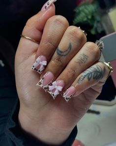 White Square Nails, Best Winter Outfits, Drip Nails, Dope Nail Designs, French Acrylic Nails, Short Square Acrylic Nails