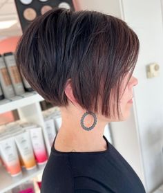 Chin-Length Layered Pixie Bob Long Pixie Bob Haircut For Fine Hair, Layered Pixie Bob, Chin Bob, Pixie Cut With Long Bangs, Fresh Hairstyles, 2024 Hairstyles, Chin Length Haircuts, Layered Pixie