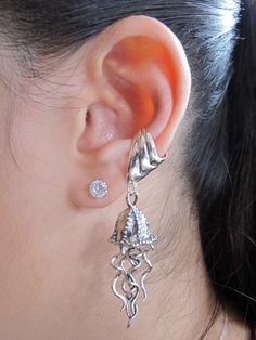 Three Ear Piercings, Unique Ear Cuffs, Jellyfish Jewelry, Dragon Ear Cuffs, Silver Gold Jewelry, Wrap Earrings, Earring Silver, Silver Ear Cuff, Ear Cuff Earings