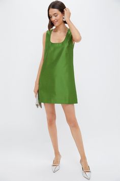 Green Dupioni Mollie Dress | Tuckernuck Palm Royale, Cocktail Dress Code, Tuck Dress, Pretty Summer Dresses, Green Silk Dresses, Business Clothes, St Patrick's Day Outfit, Garment Sewing, Outfit Styling