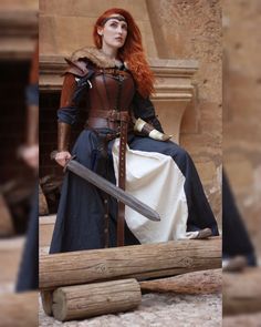 Female Armor Dress, Fae Outfit, Blue Medieval Dress, Ranger Cosplay, Medieval Girl, Pretty Red Hair, Cultural Dress