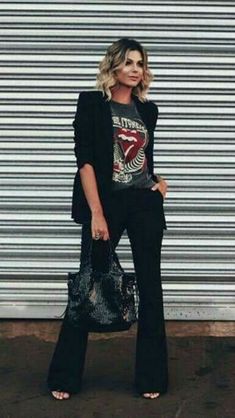 Rock Chic Office Outfit, Rocker Chic Style Fall, Office Rocker Outfit, Glam Rock Style Outfits, Rock Glam Outfit, Mode Edgy, Glam Rock Outfits, Stile Punk Rock, Rocker Chic Style