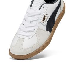 Puma Leather Sneakers, Women’s Puma Sneakers, Puma Retro Sneakers, Street Sneakers Women, Pumas Shoes Women, Classic Sneakers Women, Black And White Sneakers Women, Slim Sneakers, Puma Sneakers Womens