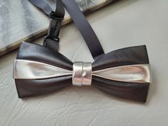 "100% Hand made bow tie Brand NEW in box. Very Rare and Unique Bow. Adjustable Strap Measurement approx. 4.5\"x 2\" inches / 11.5cm x 5 cm Perfect for wedding or any special occasion FREE US Domestic shipping" Unique Bow Tie, Bride Hair Jewelry, Leather Bow Tie, Gala Party, Unique Bows, Hair Comb Accessories, Headpiece Jewelry, Groom Groomsmen, Wedding Gifts For Bride