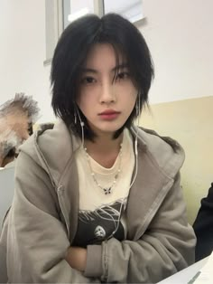 Short Wolfcut Masculine, Masc Korean Girl, Wolf Cut Masculine, Words Aesthetic, Androgynous Hair, Korean Short Hair, Asian Short Hair, Short Words