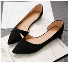 Fedra Flats – Ultra Seller Shoes Luxury Closed Toe Flats For Office, Trendy Luxury Flats For Women, Luxury Women's Flats For Business Casual, Luxury Brown Flats For Office, Chic Low Heel Flats, Shoes For Formal Einter Wear, Classic Luxury Flats For Business Casual, Office Shoes Women 2022, Affordable Elegant Synthetic Flats