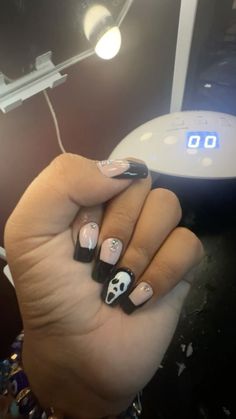 Ghost Face Nails, Scream Nails, Face Nails, Ghost Face, Ghost Faces, Scream, Ghost, Nails, Pins