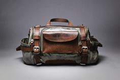 GtheGentleman Stylish Camera Bags, Leather Overnight Bag, Retro Mode, Overnight Bag, Men's Grooming, Leather Working, Street Fashion