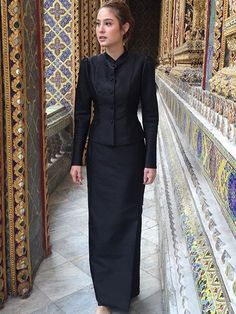 Thailand Traditional Dress, Dress Muslim Modern, Thailand Dress, Sunday Clothes, Chic Clothing Style