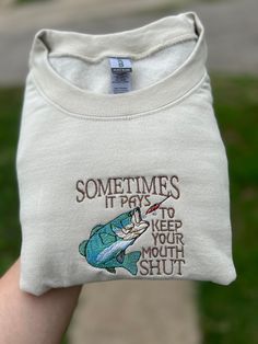 For anyone who loves fishing 🎣 Funny Embroidered Sweatshirt, Fishing Outfits For Women, Fishing Trip Outfit, Sweatshirt And Shirt Outfit, Women Fishing Outfit, Outfit Ideas Easy, Shirt Outfit Ideas, Fishing Clothes, Fishing Sweatshirts