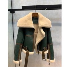 New Winter Clothes Green Stitching Large Lapel Motorcycle Clothing Women's Thickened Short Fur One-Piece Sheepskin Coat Mink Fur Coat Women, Festival Mode, Plus Zise, Green Leather Jackets, Mink Fur Coat, Sheepskin Coat, Fur Coats Women, A Jacket, Leather Hats