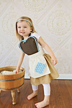 CINDERELLA Work Apron for Kids Cute Girls Dress up Costume Apron - Etsy Apron For Kids, Everyday Princess, Womens Apron, Apron Ideas, Cooking Aprons, Work Apron, Up Costume, Cinderella Party, Work Aprons