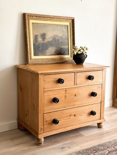 Antique English Pine dresser. Four drawers with dovetail joints, original walnut knobs and bun feet. The perfect addition to your bedroom or living room.  Approximate Dimensions: 34 1/4" x 22" x 29 1/2"  **Due to the unique antique and vintage nature of our pieces, all sales are final and sold as is. Our items are one-of-a-kind and can have wear consistent with age, including nicks, cracks, and patina which only adds to the character. Please be sure to ask any questions related to condition prio Farmhouse Main Bedroom, Antique Pine Dresser, Cute Decor Ideas, Antique Pine Furniture, Flip Furniture, Pine Bedroom Furniture, Accessible Bathroom Design, Pine Dresser, Chest Of Drawers Bedroom