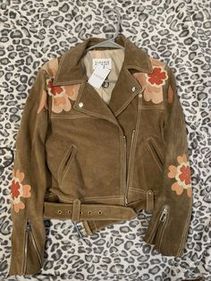 CLAUDIE PIERLOT Tan Suede Leather Floral Embroidered Biker Style Jacket Brown 38. Condition is New with tags. Shipped with USPS Priority Mail. Brand new with tags 100% leather All details see pics please Thanks Cute Cowboy Outfits, Biker Crochet, Trio Outfits, Upcycled Leather Jacket, Brown Biker Jacket, Hippie Fits, Embroidered Leather Jacket, 70s Jacket