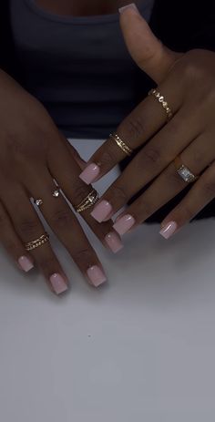 Nail Design For Dark Skin Women, Nail Trend 2024, Acrylic Nails Coffin Ombre, Ombre Nails Glitter, White Acrylic Nails, French Tip Acrylic Nails, Glow Nails