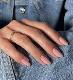 Classy Professional Nails, Pink White Nails, Trending Nails, Nail Color Trends, Nude Nail Designs, White Nail Designs, Nails 2024