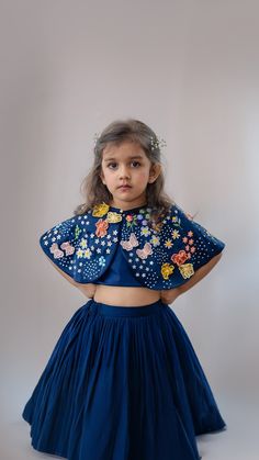 Kids Indo Western Outfits, Girls Ethnic Wear Indian Children, Kids Ethnic Wear Indian, Girls Ethnic Wear, Kidswear Fashion, Baby Dress Embroidery, Baby Dress Diy