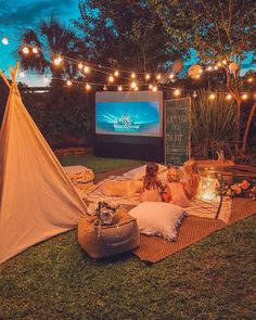 Outdoor Movie Night, Outdoor Movie Theater