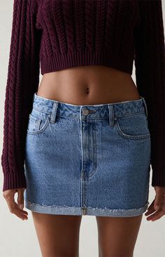 Medium Blue Low Rise Denim Mini Skirt Concert Jeans, Distressed Denim Skirt, Jean Mini Skirts, Streetwear Summer, Denim Skirt Women, Short And Sweet, Mini Shorts, Denim Mini, Jean Skirt