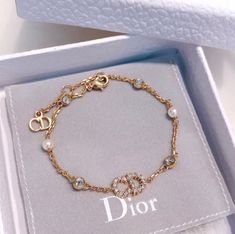 Tas Louis Vuitton, Christian Dior Bracelet, Dior Bracelet, Expensive Jewelry Luxury, Dior Jewelry, Expensive Jewelry