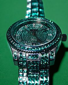 Jet Setter RESERVE Emerald is set with 23 round diamonds and 909 princess & round cut premium crystals. Individually set one by one on the bezel, dial and metal bracelet. Jet Setter RESERVE's core runs on a Swiss GMT movement. Features include IP black plating, a custom caseback, with each timepiece individually numbered. This item is FINAL SALE and is not eligible for return or exchange. Metal Bracelet, Jet Setter, Metal Bracelets, Luxury Watches, Time Piece, Round Diamonds, Final Sale, Round Cut, Platinum