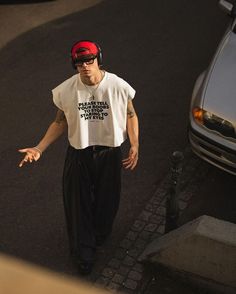 Rap Concert Outfit Men, Miami Fits Men, Men Street Photoshoot, Adamo Falcone, Photoshoot Streetwear, Rap Concert Outfit, Concert Outfit Men, 80’s Men, Streetwear Photoshoot