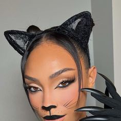 Cat Woman Eye Makeup Halloween, Kitty Costume Makeup, Cat Makeup Black Women, Cat For Halloween Costumes, Cat Women Halloween Makeup, Cat Girl Halloween Costume, Catwoman Costume Makeup, Cat Costume Black Women, Cute Black Cat Makeup