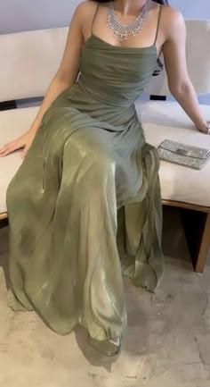 Prom Dress Inspiration, Pretty Prom Dresses, Formal Party Dress, Green A, فستان سهرة, Grad Dresses, Glam Dresses, Dress Formal, Prom Dresses Blue