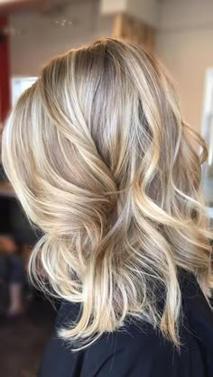 Color Perfect Balayage, Sandy Blonde Hair, Beautiful Blonde Hair, Golden Blonde Hair, Balayage Blonde, Sandy Blonde, Dirty Blonde Hair, Bridal Hairstyles