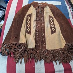 60s 70s vintage suede Genuine leather poncho One Size Made In Mexico Brown Tan

Minor discoloration Leather Poncho, Vintage Suede, 70s Vintage, Men's Coats And Jackets, Mens Coats, American Vintage, Men's Jacket, Mens Jackets, Genuine Leather