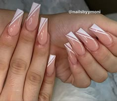 Gel X Nail Designs New Years, Tips And Gel Nail Ideas, V French Nail Designs, French V Nail Designs, Trendy French Tip Nails Coffin, Nail French Tip Designs, French Tip Acrylic Nails With Design, French Tip Designs Nails, Nails Ideas French Tip