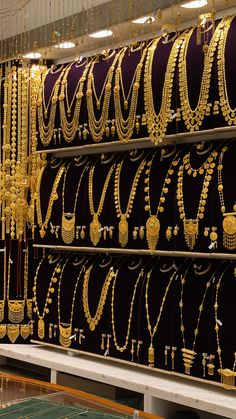 Khaleeji Gold Jewelry, Arab Gold Aesthetic, Gold Dubai Jewellery, Real Gold Jewelry Indian, Somali Gold Jewelry, Dahab Gold Somali, Arabic Jewelry Traditional, Somali Gold, Arab Gold Jewelry