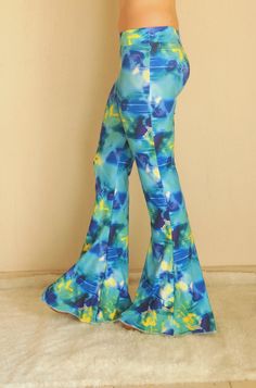 "Blue festival womens bell bottoms Burnt organge and chevron print boho hippe style adorable stretchy so comfortable women bell bottoms. You can wear this awesome women leggings for the Festival,Activity,Party and school.Also you can wear to go to Clubs and yoga.. If you would like to feel the 70s clothing style this stretchy unique bell bottoms is just for you. Choose your size.This black bell bottoms made by stretchy jersey and avaliable plus size XXL.. SIZE CHART; Extra Small (US 0-2) (AU 6 ) Hippie Wide Leg Flares For Summer, Hippie Style Wide Leg Summer Flares, Summer Hippie Wide Leg Flares, Hippie Wide Leg Summer Flares, Hippie Wide Leg Flares For Spring, Hippie Wide Leg Spring Flares, Stretch Pants For Spring Festival, Hippie Flare Bottoms For Spring, Fitted Hippie Flares For Summer