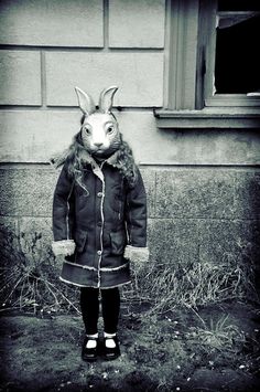 Scary Kids, Creepypasta Oc, Bunny Girls, Creepy Vintage, Silly Rabbit, Campaign Ideas, Rabbit Head, Peculiar Children